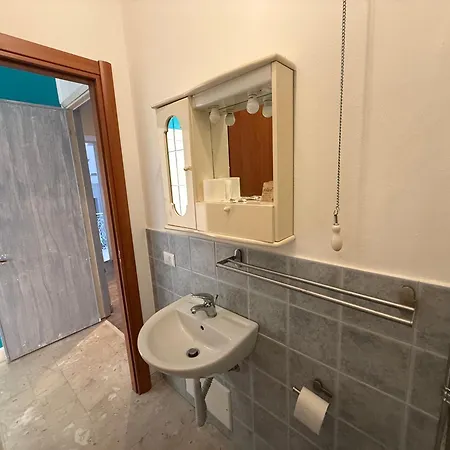 La Terrazza Di Gadia 招待所 3*